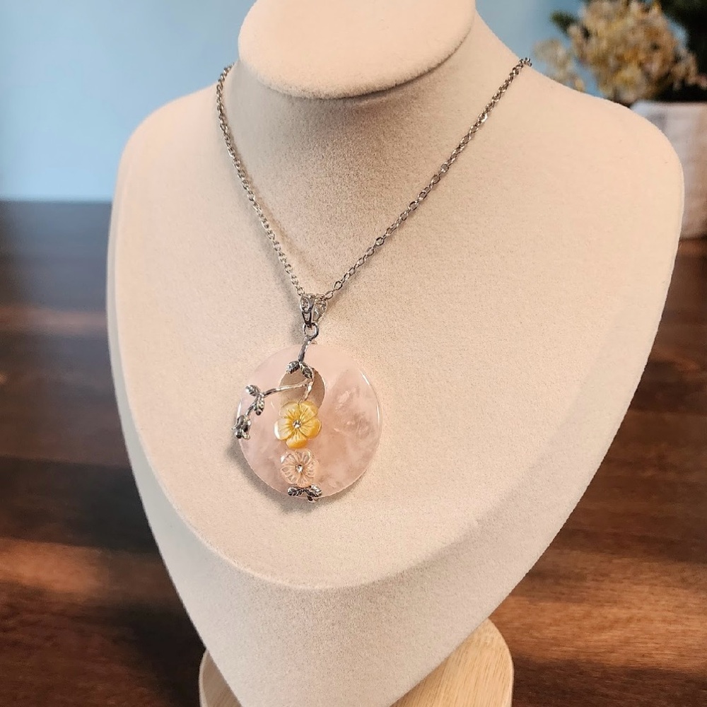 Rose Quartz Floral Pendant Necklace